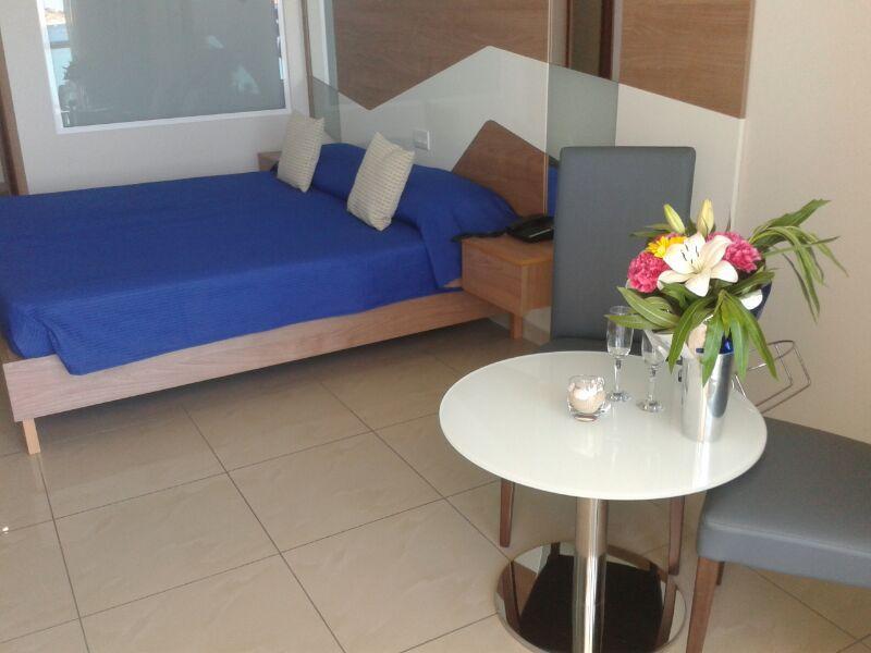 Water'S Edge Hotel Birzebbuga Ngoại thất bức ảnh