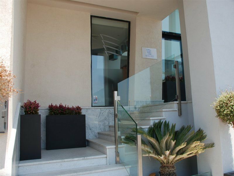 Water'S Edge Hotel Birzebbuga Ngoại thất bức ảnh